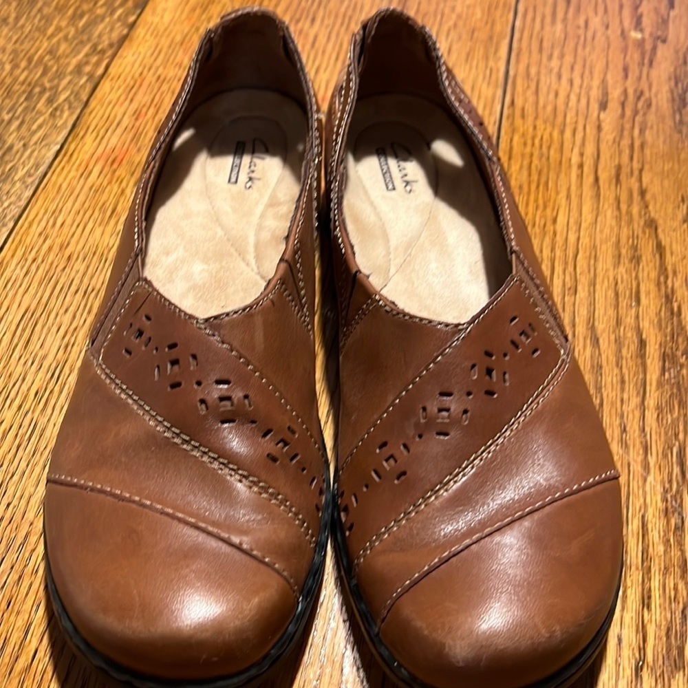 Clark Evianna Fig 4 Leather Slip-ons - Size 10N